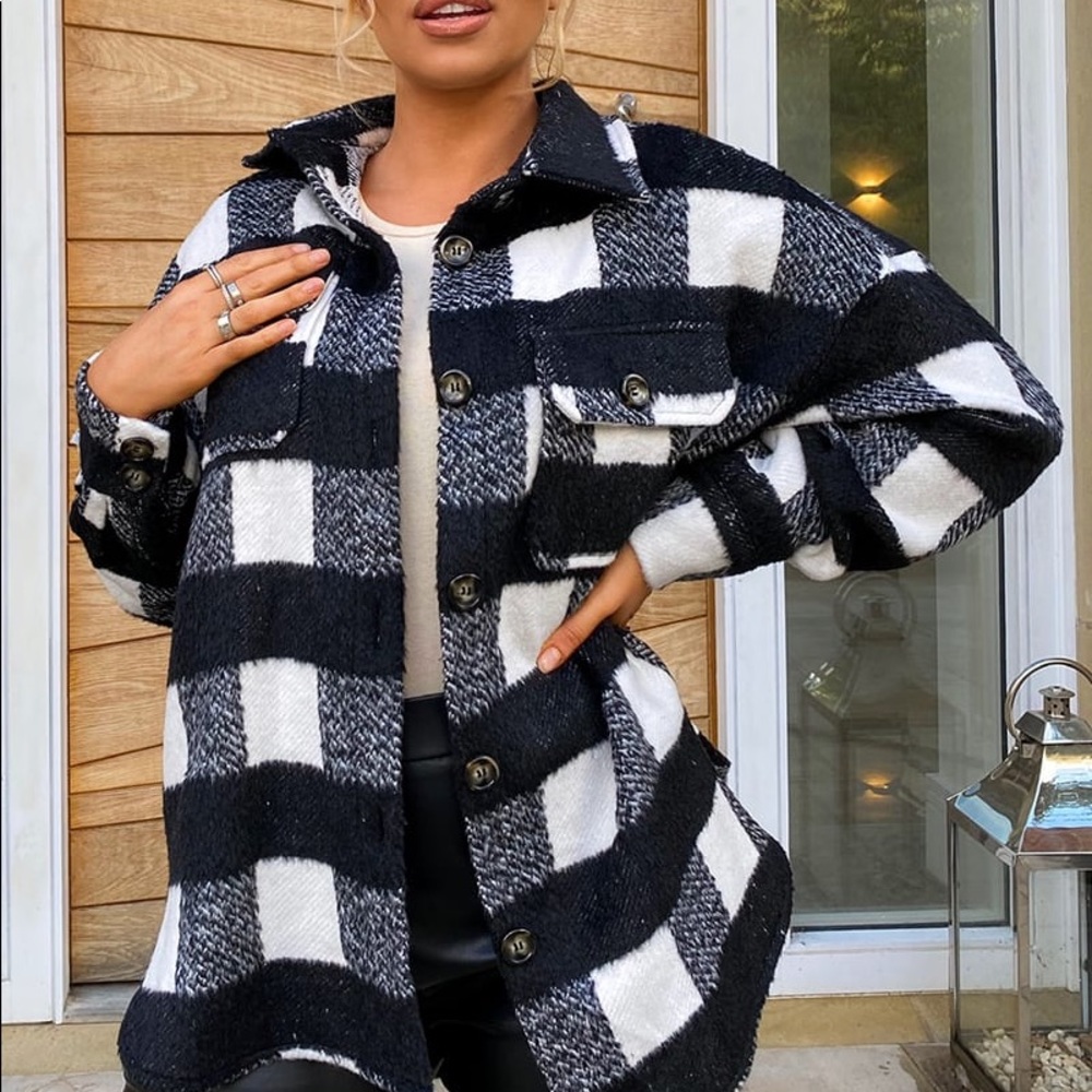 In The Style UK Olivia Bowen black & white shacket